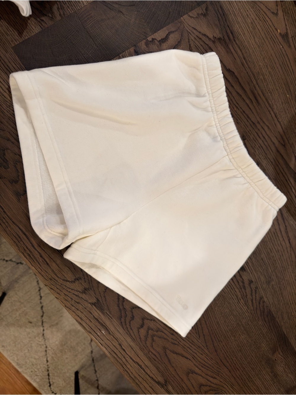 Aritzia Cozy Sweatfleece Perfect Hi-Rise Mini Short - Picture 3 of 5